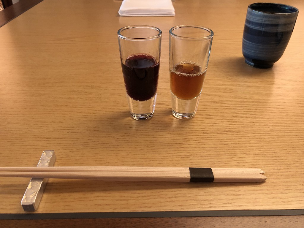 リッツカールトン京都の水暉の沖縄のもろみ酢とぶどうジュース