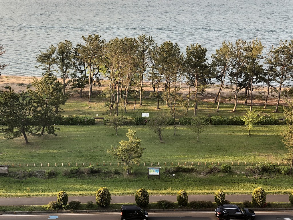 琵琶湖マリオットホテル前のなぎさ公園