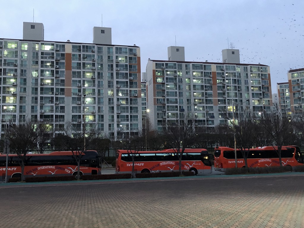 蔚山文殊サッカー競技場のツアーバス
