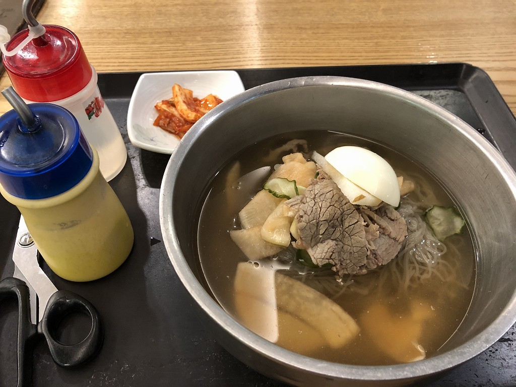 金海空港のプンギョンマルで水冷麺