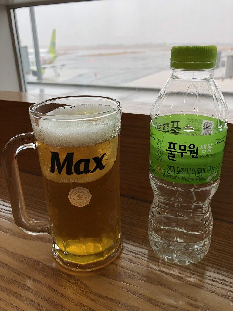 金海空港のSKY HUB LOUNGEのレモンビール