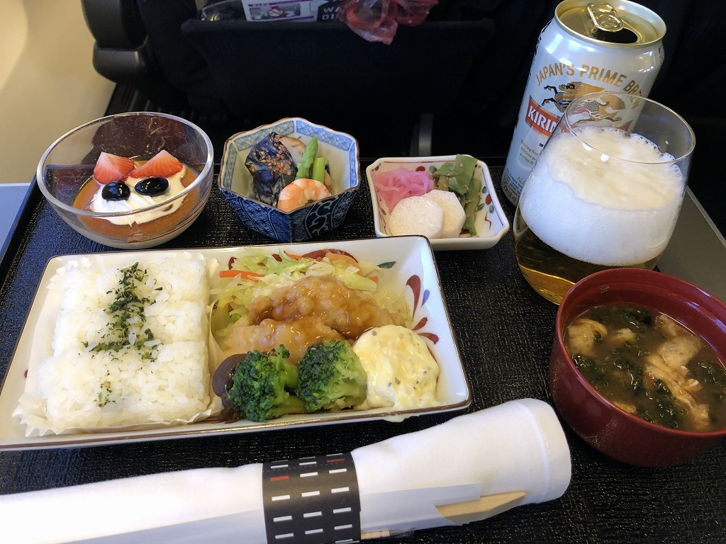 JAL958便のビジネスクラスの機内食