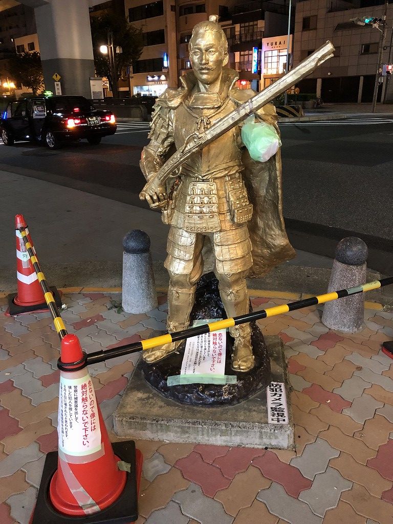円頓寺商店街の織田信長像