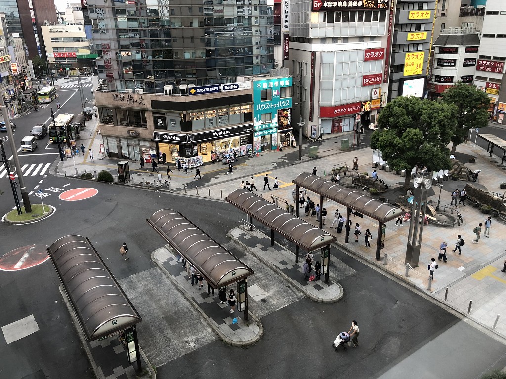 JR東日本ホテルメッツ赤羽のシングルルームから東口駅前1