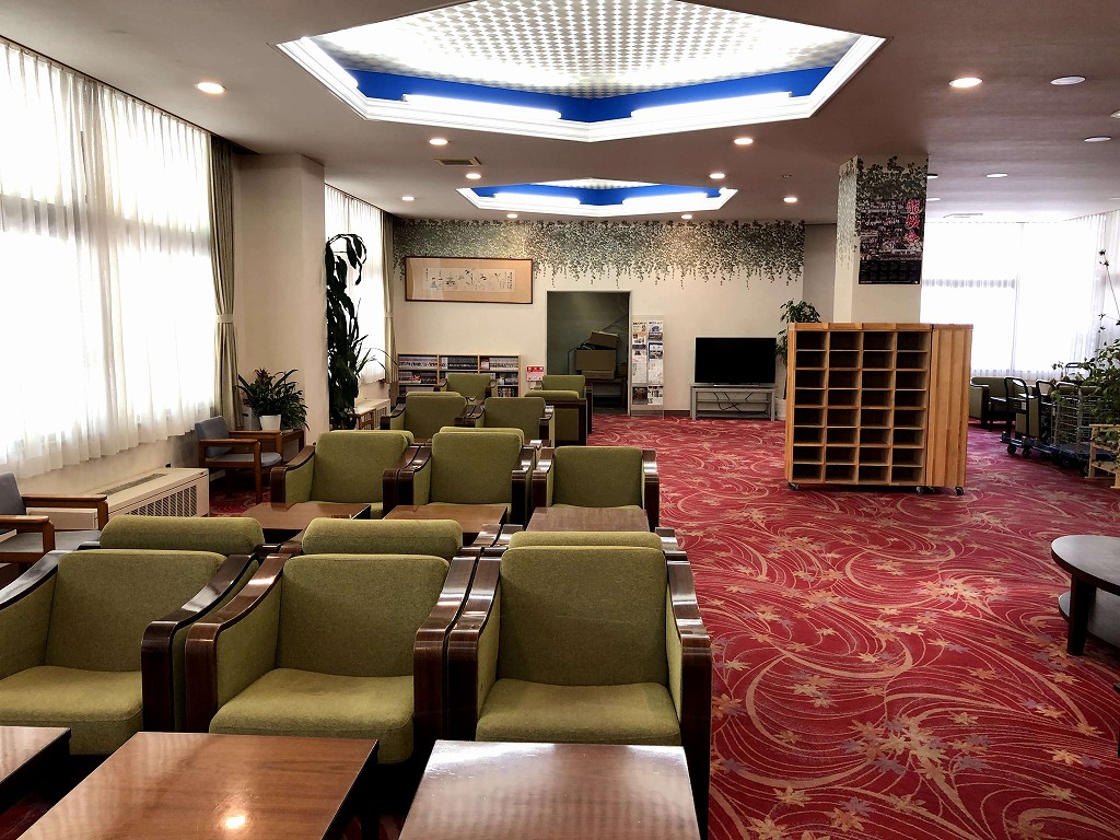 赤湯温泉の丹泉ホテルのロビーラウンジ