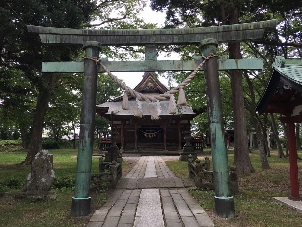 日吉八幡神社の二の鳥居