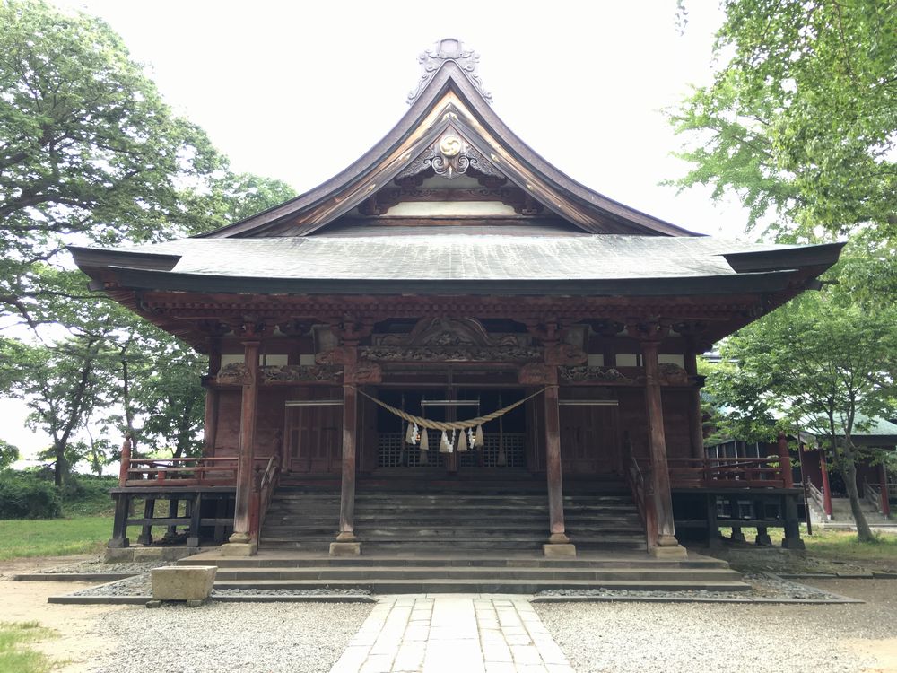 日吉八幡神社の拝殿