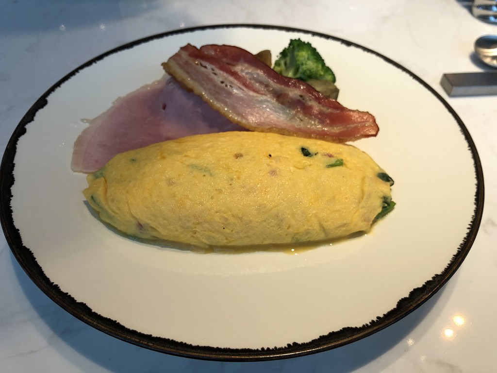 アロフト東京銀座の朝食のオムレツ