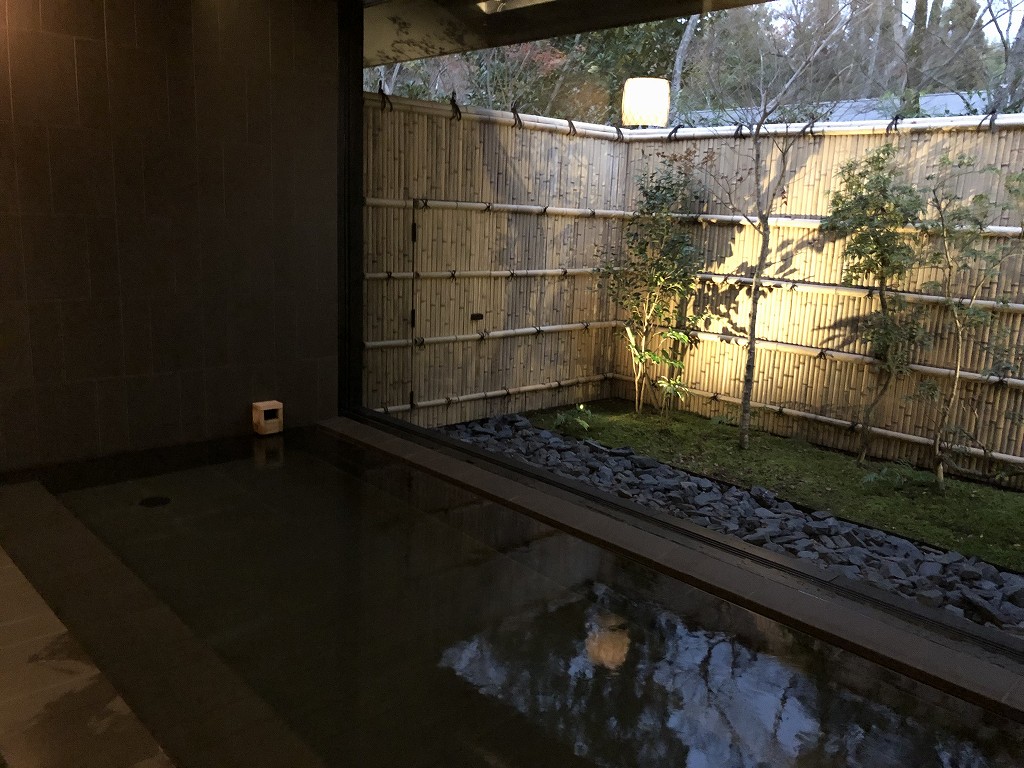 アマン京都のアマンスパの内風呂2