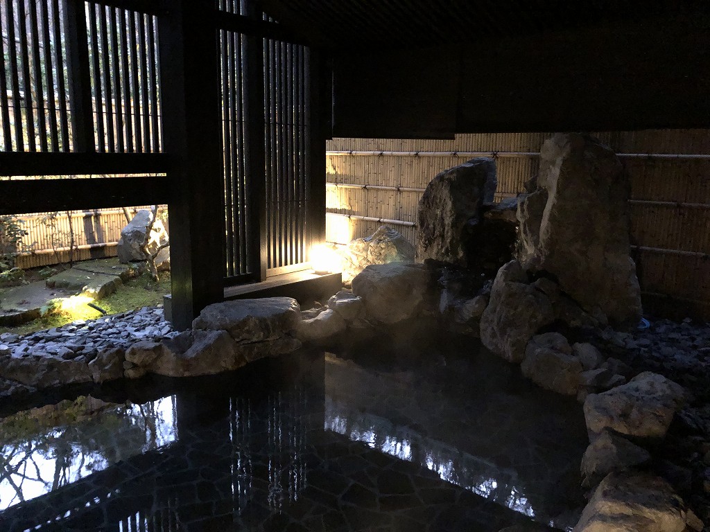 アマン京都のアマンスパの露天風呂2
