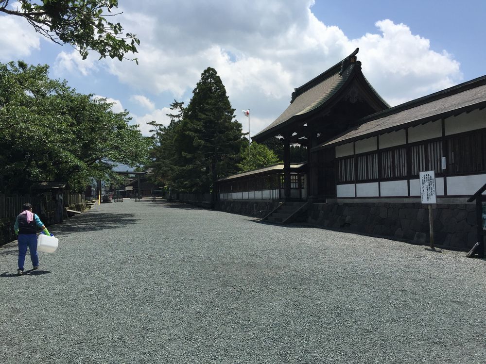 阿蘇神社横参道画像