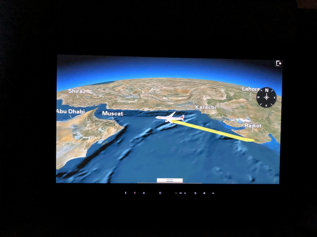 カタール航空のQR813便のQsuiteの航路