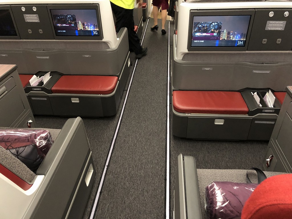 カタール航空のQR145便ビジネスクラス（A350-900機材）の座席3