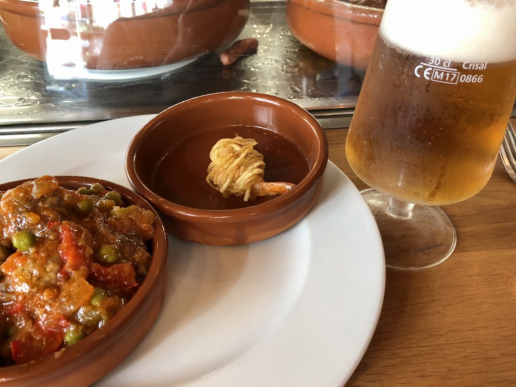 バルセロナのタパスの店2