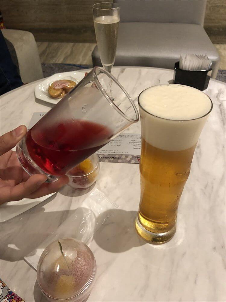 琵琶湖マリオットホテルのイブニングバーのビール