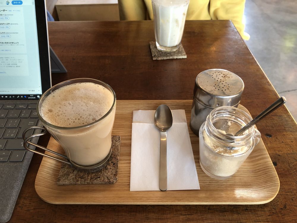 カフェムリウイのお茶