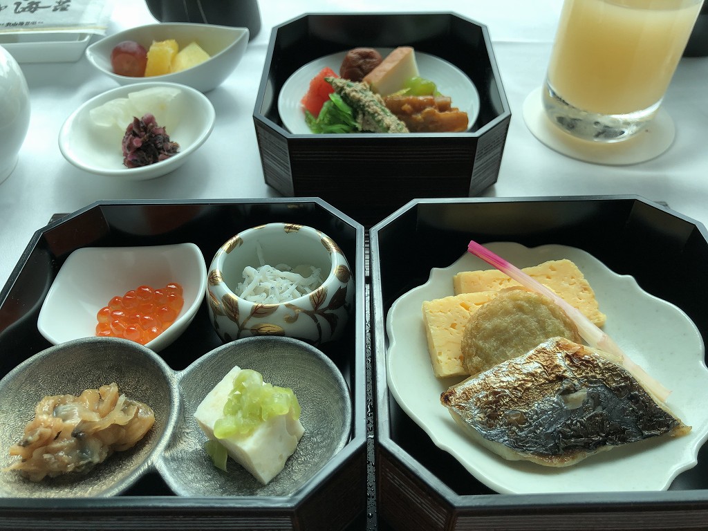 コンラッド東京のインルームダイニングの和朝食3