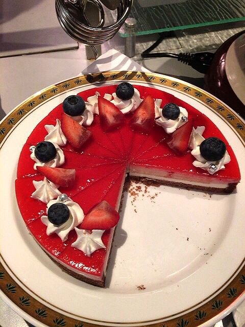コートヤード・マリオット銀座東武ホテルのランチブッフェのケーキ1