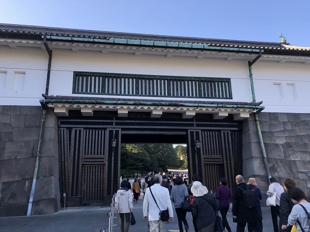 大嘗宮の坂下門