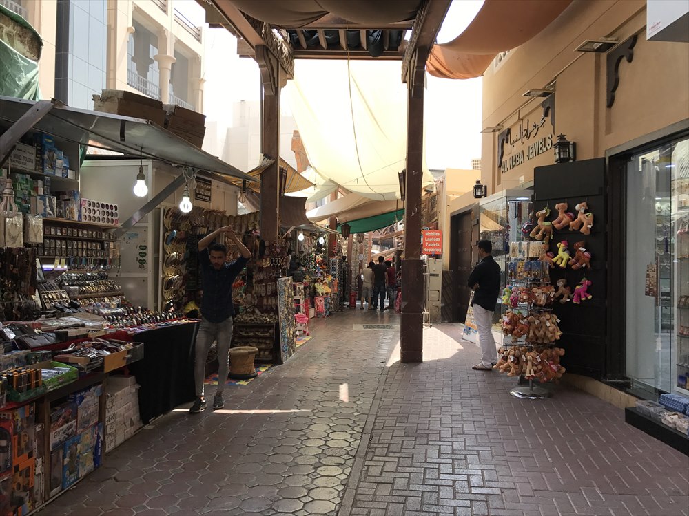 オールド・ドバイのお土産屋1