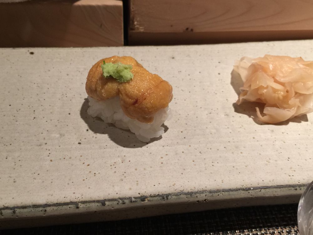 江戸前一朗のウニの寿司