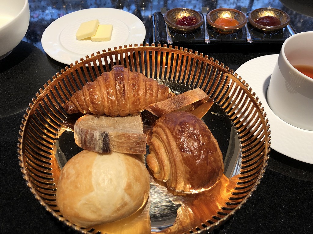 フォションホテル京都の朝食のパン