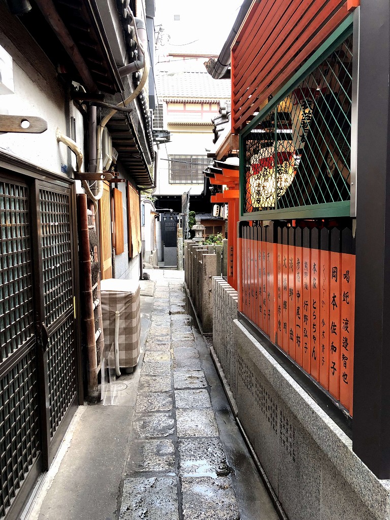 石畳の法善寺横丁2