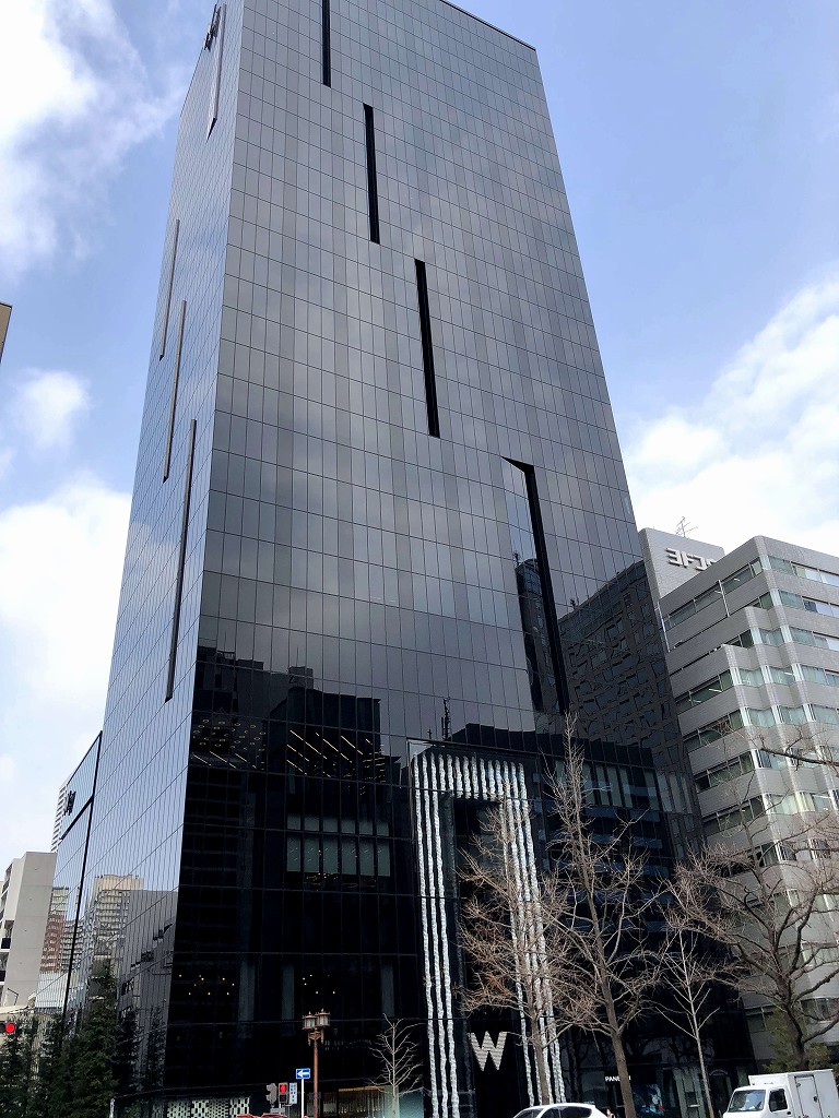 Wホテル大阪の外観