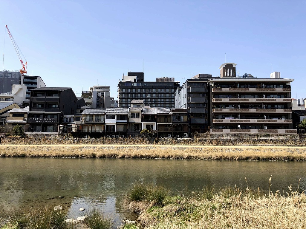 フォションホテル京都が入っている建物