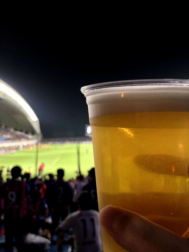 ベススタでハーフタイムのビール