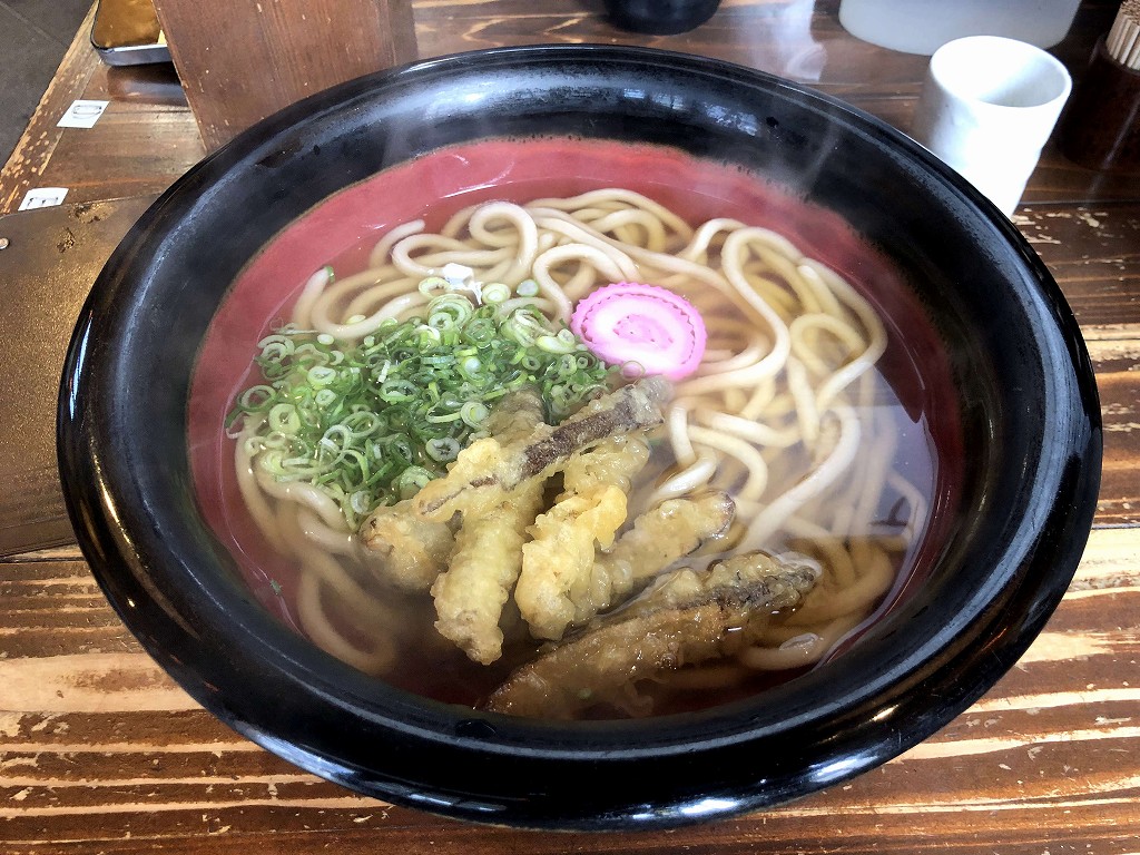 「春月庵 承天寺前店」のごぼ天うどん（1.5玉）