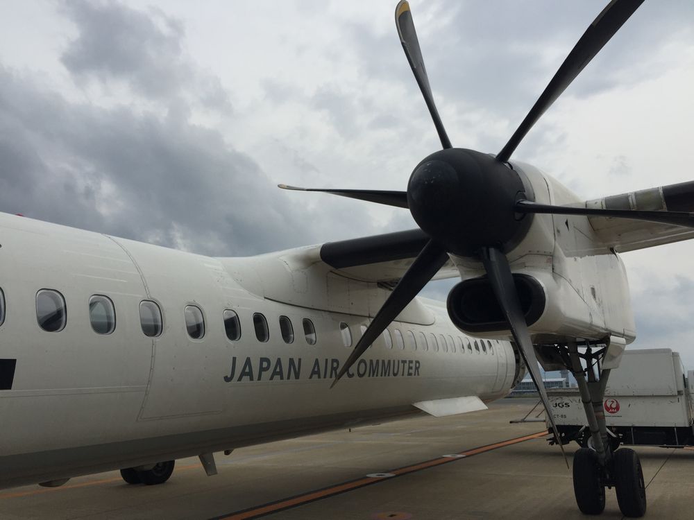ジャパン・エア・コミューターのプロペラ機画像