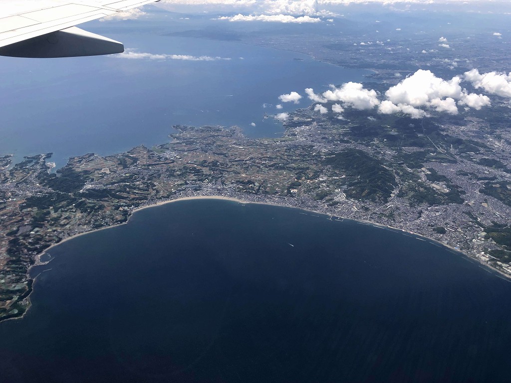八丈島行きの飛行機から見た三浦半島2