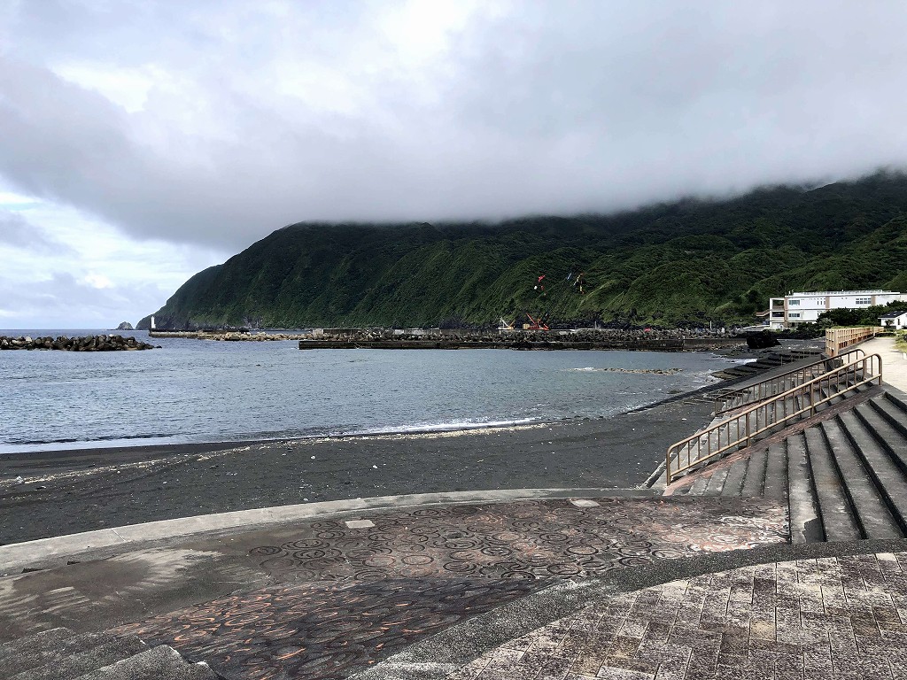 八丈島の底土ビーチ