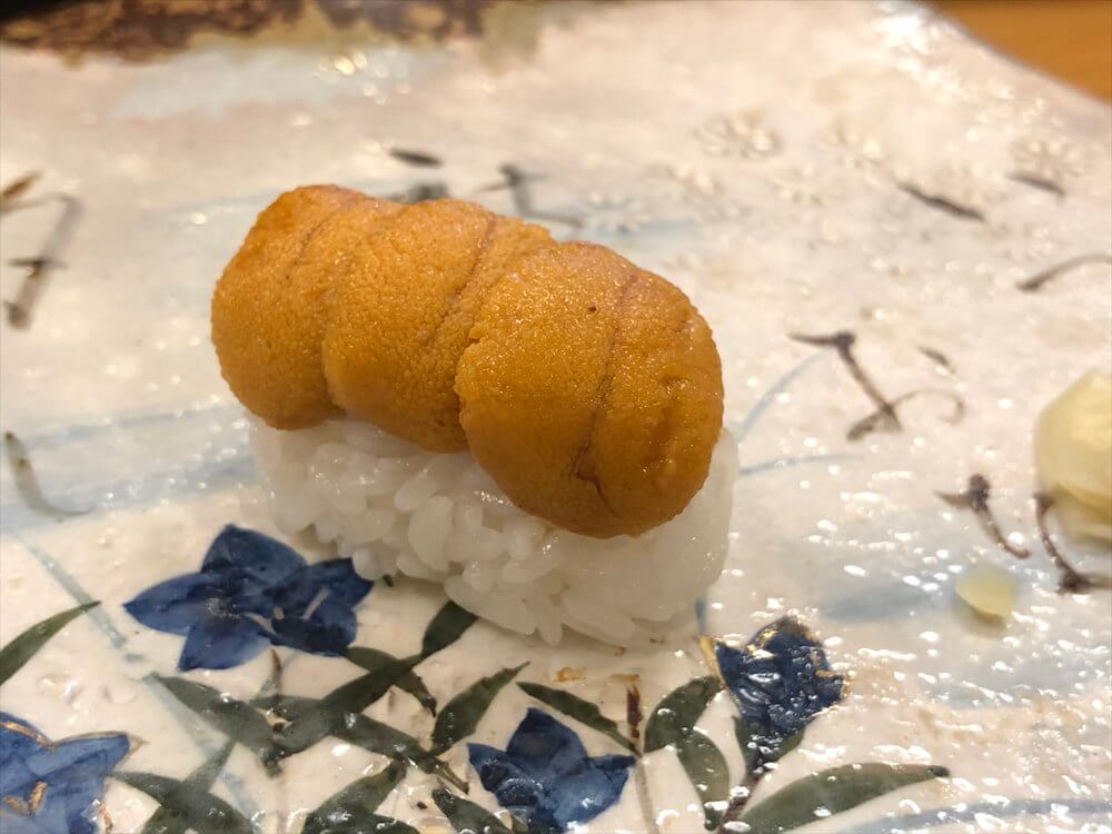 函館の梅乃寿司のウニ