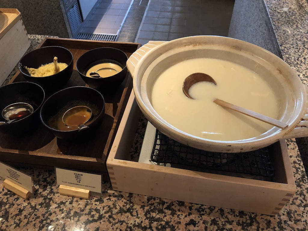 ハイアットリージェンシー箱根リゾート＆スパのダイニングルームの豆乳豆腐