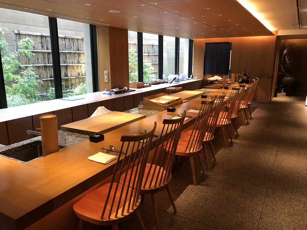 ハイアットリージェンシー箱根リゾート＆スパのドローイングルームで朝食会場（和食）1