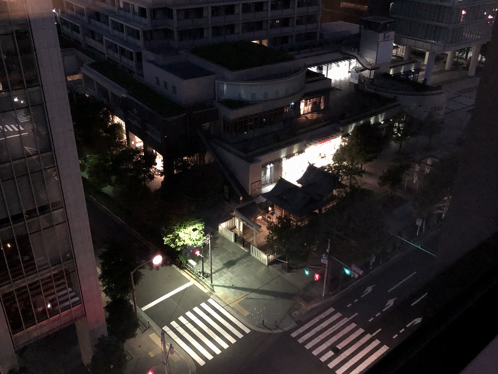 HAMACHO HOTEL TOKYOの斜向かいのピーコックストア