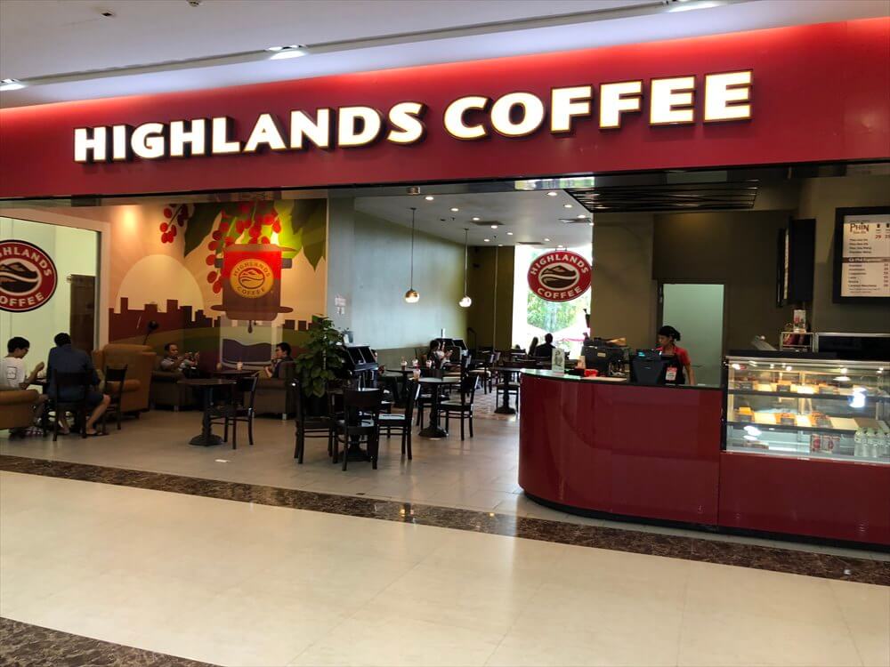 ロンビエン地区のVincom Plazaのハイランドコーヒー1