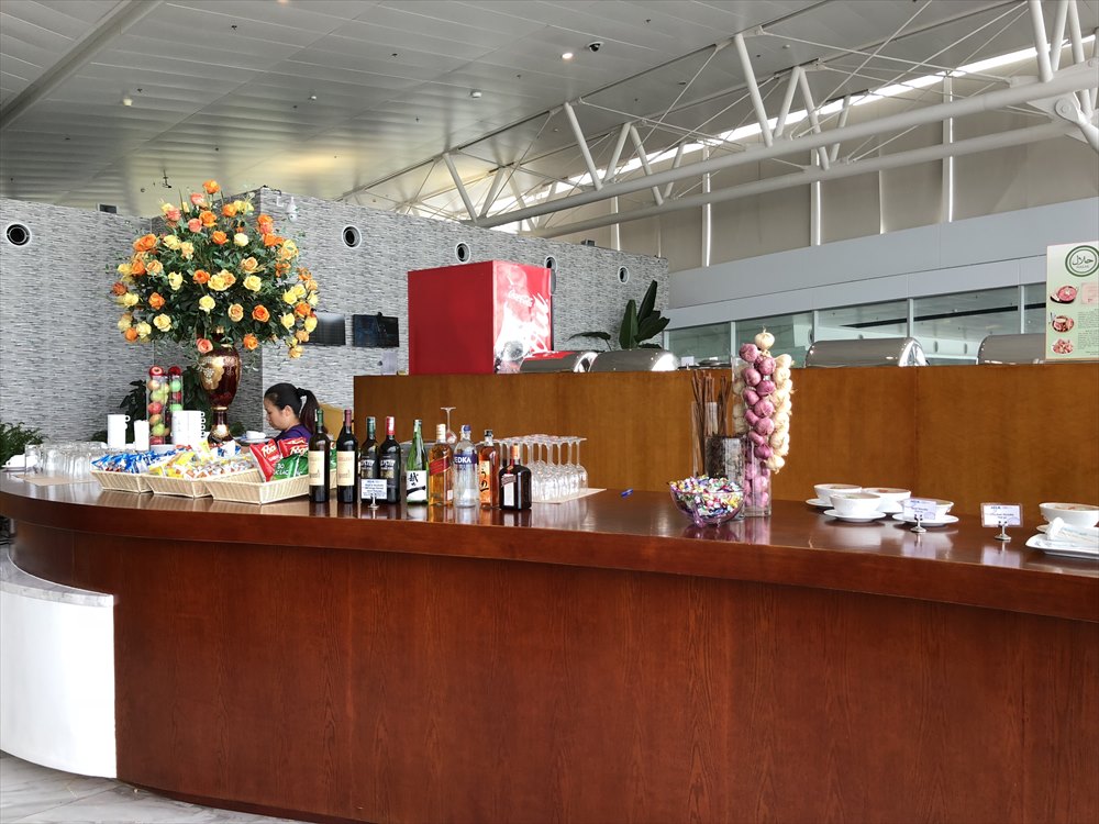 ノイバイ国際空港のACVビジネスラウンジの内観4