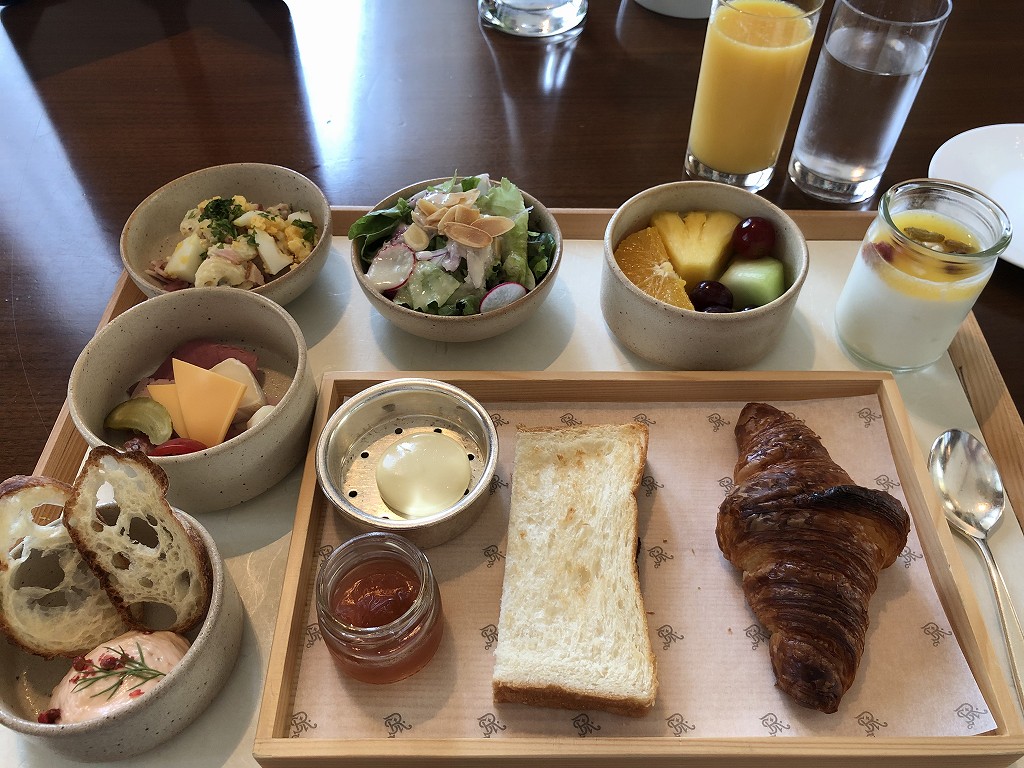 セントレジス大阪の「ラ・ベデュータ」の洋朝食1