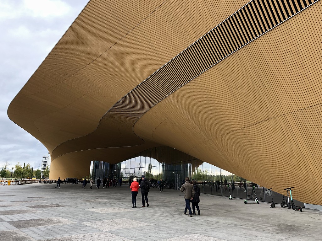 フィンランド中央図書館の外観1