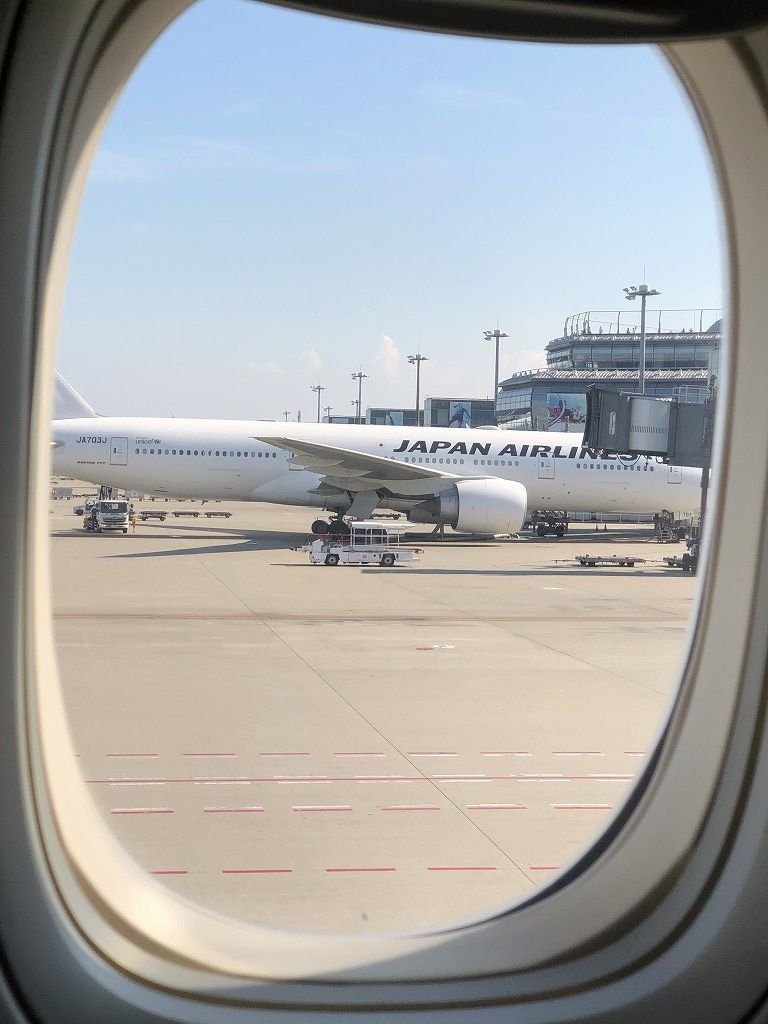 JAL92便が羽田に到着