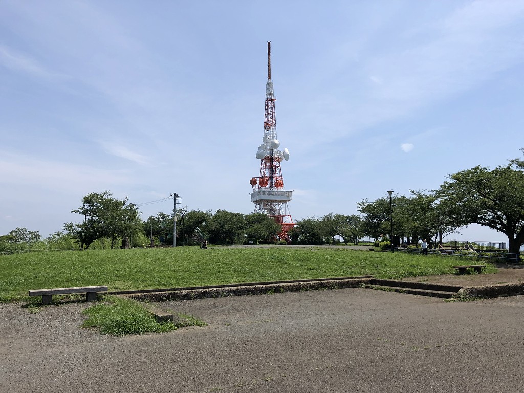 湘南平のテレビ塔1