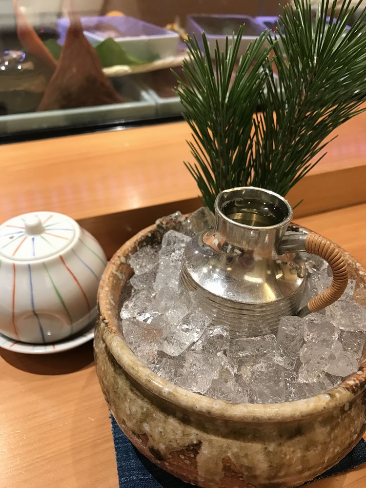 鮨処ひと志の「幻 黒」純米大吟醸