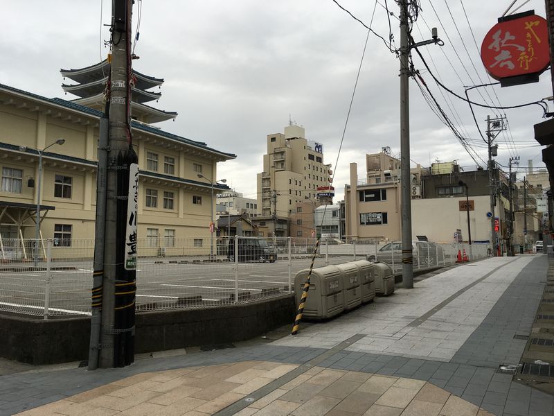 本願寺富山西別院の一段高い敷地
