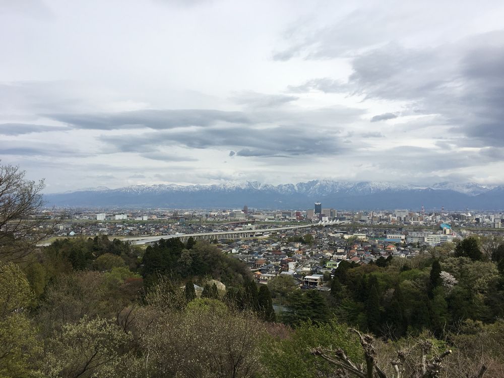 呉羽丘陵から立山連峰1