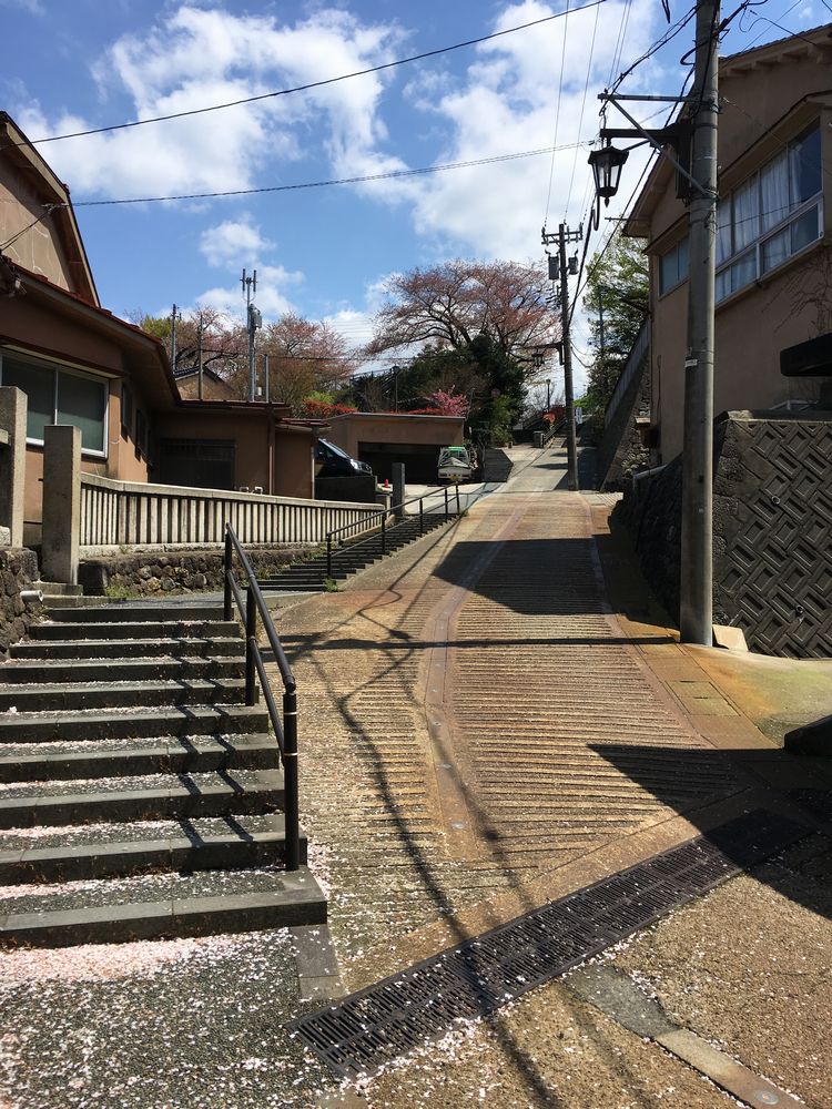 金沢のひがし茶屋街のこぎざか1