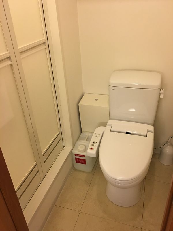 ドーミーイン金沢の禁煙クイーンルームのトイレ