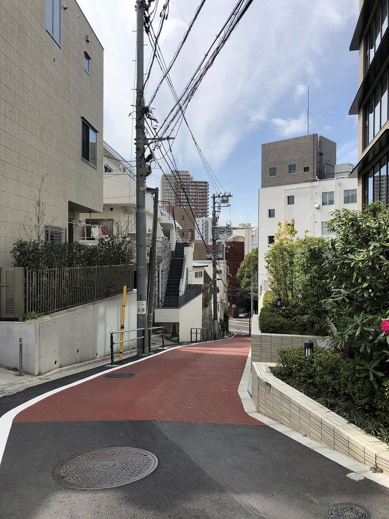 蓋平館別荘跡の新坂1